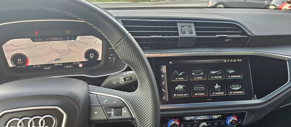 Audi Q3 cena 154999 przebieg: 17000, rok produkcji 2022 z Wieliczka małe 529